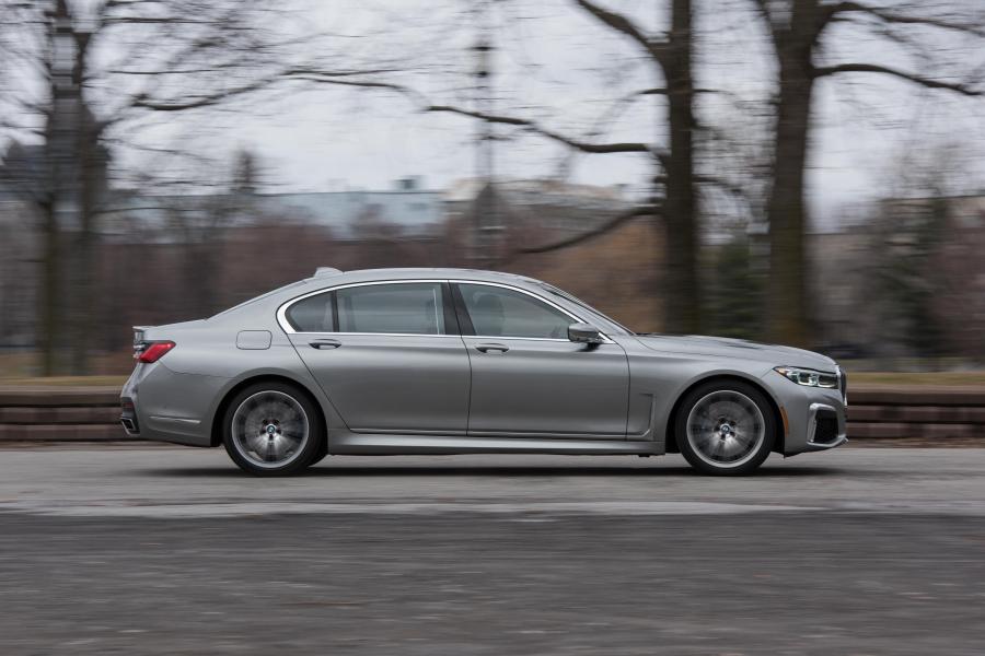  BMW 750Li xDrive M Sport (G12) 2019 года  (NA) (фото 15 из 15)